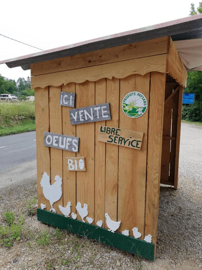Paysannerie Des Versanes - Chambres Et Gite Tour-de-Faure Exteriér fotografie