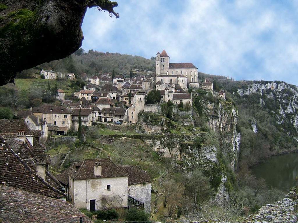 Paysannerie Des Versanes - Chambres Et Gite Tour-de-Faure Exteriér fotografie